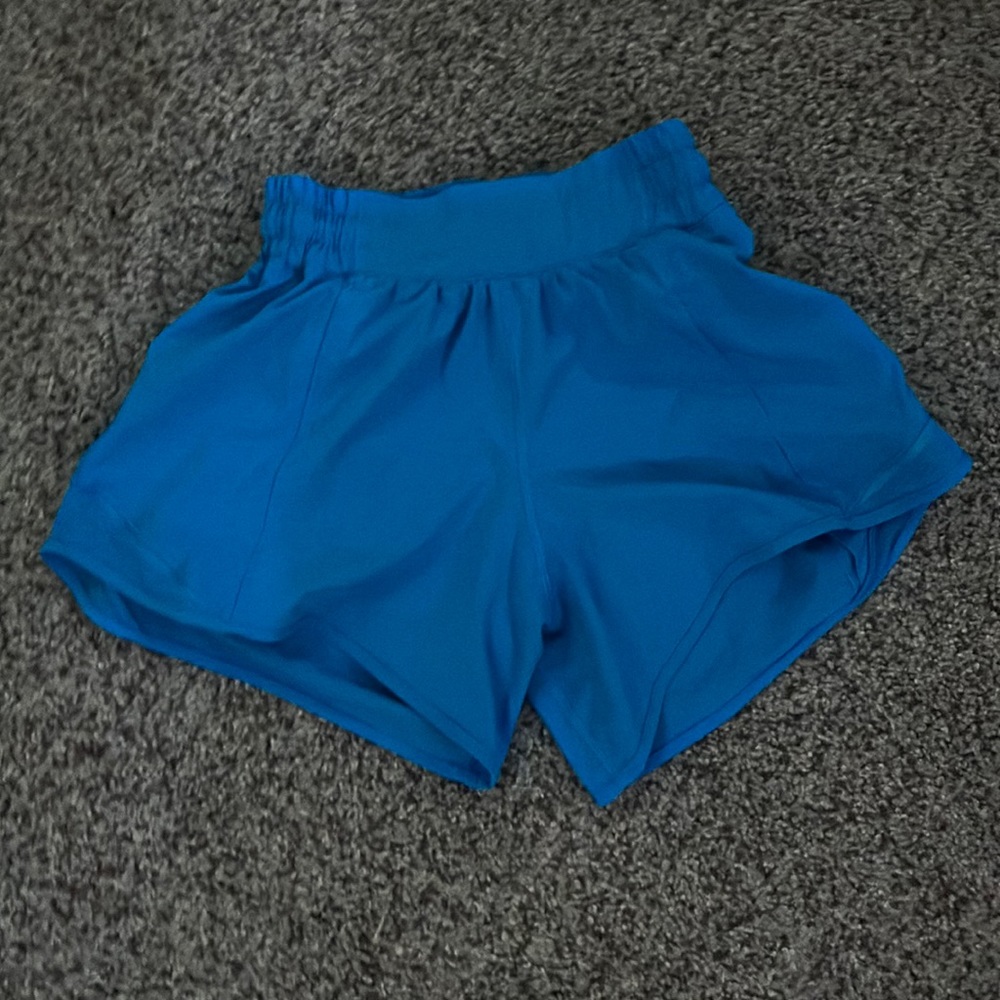lululemon hottie hot poolside shorts size 2